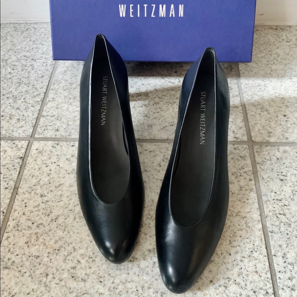 Stuart Weitzman Black Pumps